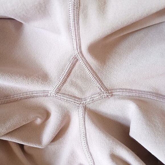 Lululemon Reveal Crop Legging Zen Expression Mesh Details Vintage Mauve Size 12 - Picture 7 of 9